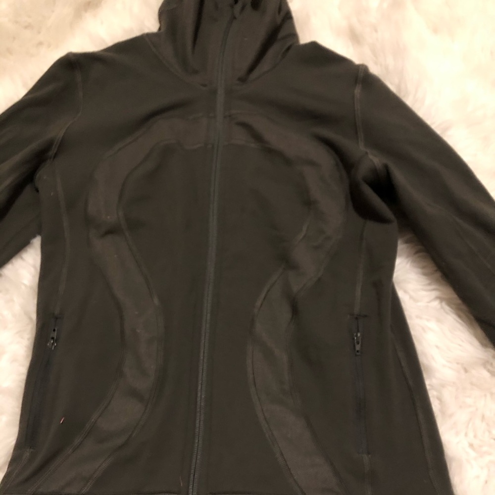 Lulu lemon sweater